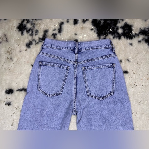 Zenana Women’s High Rise Light Wash Straight Leg Fly Button Cotton Denim Jeans - Picture 3 of 7